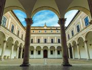 Top Urbino