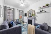 2BR Apt Walk to Restaurants & Time Square