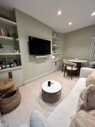 Stunning 1 Bed Apartment near Fulham Tube