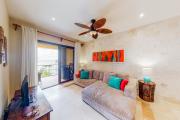 Residences El Faro, Coral 305
