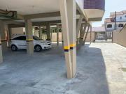 Ensolarado apto com vista para o mar