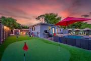 Surfari Pompano! Heated Pool Home 9 mins to Beach