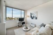 Bright and Sunny Studio Apartment