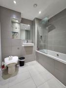 FLASH SALE Brighton Train Station 2 Bedroom Flat BN17FLE59