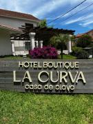 LA CURVA Casa de Playa