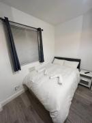 Cosy Self contained Studio flat Cosy Self contained Studio flat