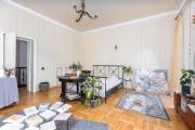 Double floor historical apartment in city centre
