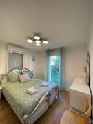 Welcome to Paris ! T3 super cosy, parking, terrasses, idéal 1-6 personnes, 8 min to Paris