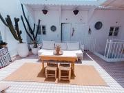 STUDIO BLANCO MÉDINA AVEC TERRASSE