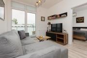 Spacious Apartment with Parking Warsaw Ursus by Renters Prestige