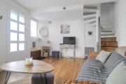 Maison mitoyenne cœur de ville à deux pas du port de pêche et de la plage Les Sables - 6 personnes