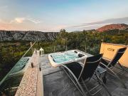 Summer House Nika with Jacuzzi
