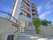 Apt no Guarujá com Sacada Piscina 4 Quartos Espaçoso