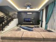 D’Lora Homestay