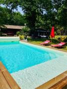 Hacienda de la Canopée avec piscine chauffée au sel Hacienda de la Canopée avec piscine chauffée au sel