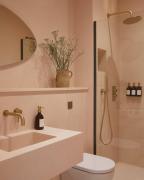 Yarn - Arlo Deluxe Suite