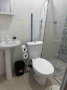 Kitnet 306 centro, com linda vista janela, tv smart