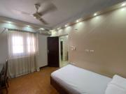 Apartment near airport