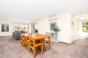 Modern 2BR 2BA Apartment Close to City and ANU - Hosted by Canstay