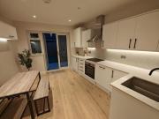 Luxury 1-Bed Flat in Acton