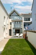Atlantic View Coach House, North Cornwall seafront, 5 star Gold Atlantic View Coach House, North Cornwall seafront, 5 star Gold