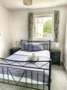 Outwith LEZ, central, free parking by Lains Lettings Outwith LEZ, central, free parking by Lains Lettings