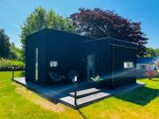 Strandnära modernt gästhus