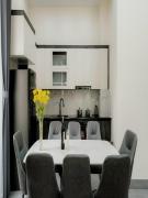 Villa 8 phòng ngủ - Đẳng cấp - gần biển - trung tâm Bãi Cháy