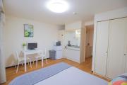 Charming Guesthouse in the Heart of Okubo 丶Steps to Metro and Convenient Travel! EoS11