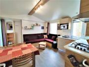 2-bedroom mobile home sleeps 4