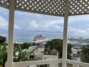 OceanBreeze Jamaica Penthouse, 7-Minute Walk to Beach
