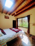 POSADITA LOS ALAMOS estamos en San Isidro a 8km pasando Iruya se hace caminando lea atentamente la descripción turismo aventura