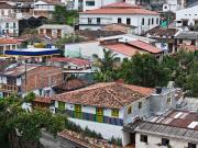 El Aguacate - Casa Tipica Cafetera Colombiana