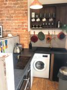 New! Castle View Studio Apartment New! Castle View Studio Apartment