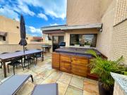 Linda COBERTURA com Jacuzzi e vista para o Mar