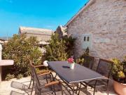 House Gruja with Pool