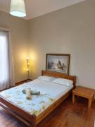 5 απο μετρό, δωμάτιο με ιδιωτικό μπαλκόνι