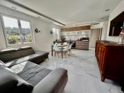 Villa Appartement 3 chambres, refait à neuf, piscine, proche mer et gare