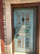 Plaja çok yakın tarihi taş ev