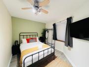 Irene Suite - Cozy 2BR Bungalow with Parking & WIFI