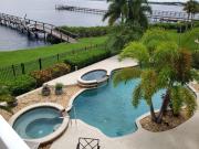 Big House on the Myakka Sleeps 12, Heated PoolSpa