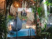 3BHK floor in urban homestay-swiming pool, Jacuzzi