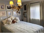 Stay in Beverly Hills - Private Bedroom & Bath for female only - near Beverly Center, Cedars Sinai Hospital, The Grove