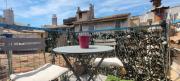 Appartement duplex sur les toits dAix avec terrasse ensoleillée