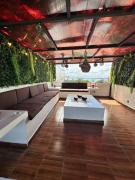 Spacious Two-Story Apartment in Hotel Zone Central Location, Just 5 Minutes from Nightlife and Tourist Hotspots