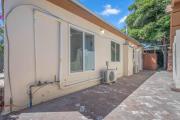 Top Tarzana