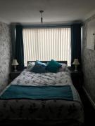 Cozy Guest Suite with Private Entrance and Shower Room in Charming Deal, Kent