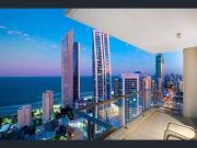 Welcome to a 275m2 Sub-Penthouse with great ocean