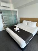 Pandanas Studio Darwin CBD Water Views