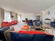 Charming 3 Bed Luxury Flat in Central London